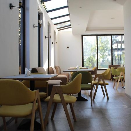 Cot Hotel Addis Abeba Zewnętrze zdjęcie