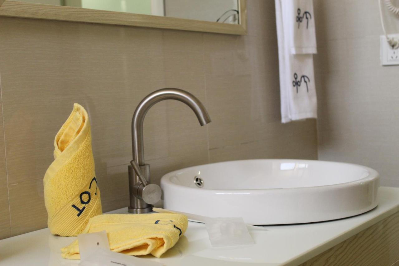 Cot Hotel Addis Abeba Zewnętrze zdjęcie