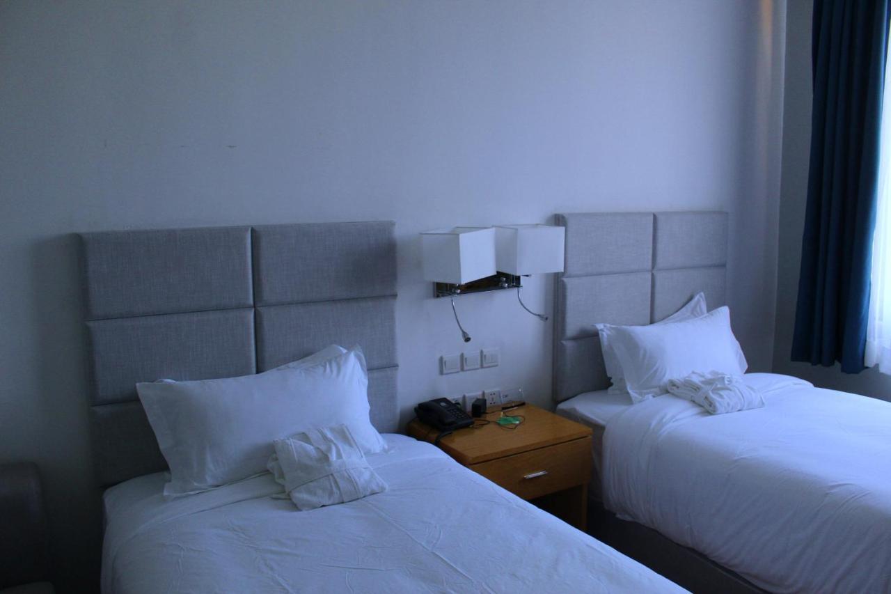 Cot Hotel Addis Abeba Zewnętrze zdjęcie