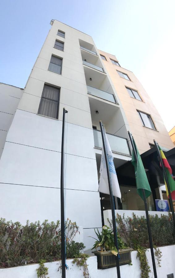 Cot Hotel Addis Abeba Zewnętrze zdjęcie